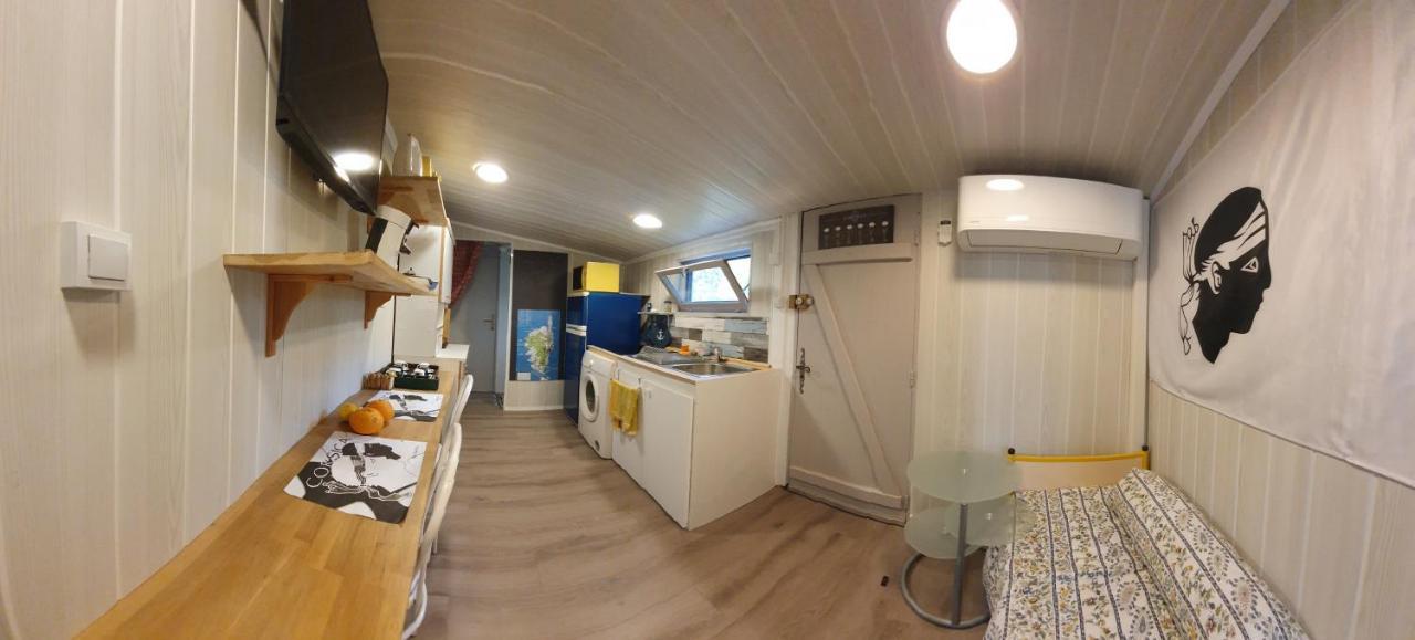 Hostel Clematisso Lucciana  Zewnętrze zdjęcie